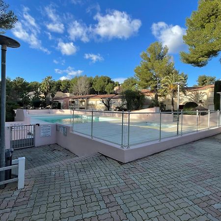 Studio Climatise Piscine Et Proche Plage Sanary-sur-Mer Exteriér fotografie