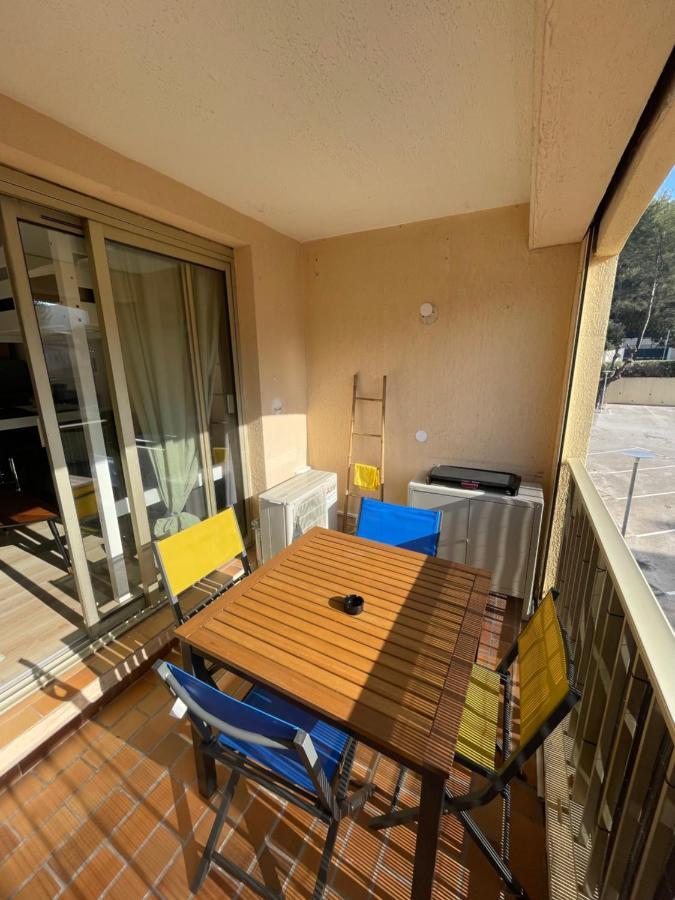 Studio Climatise Piscine Et Proche Plage Sanary-sur-Mer Exteriér fotografie
