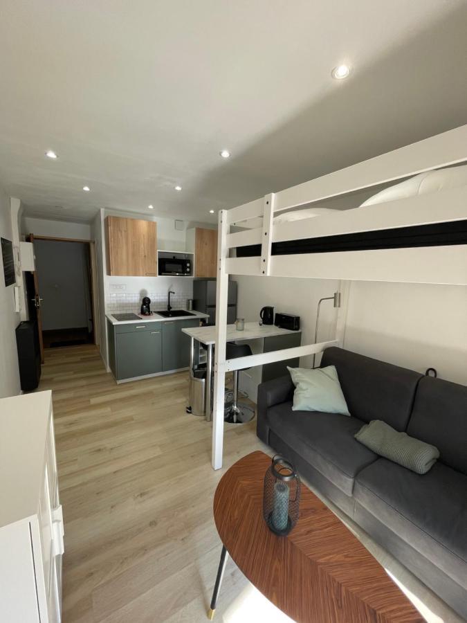 Studio Climatise Piscine Et Proche Plage Sanary-sur-Mer Exteriér fotografie